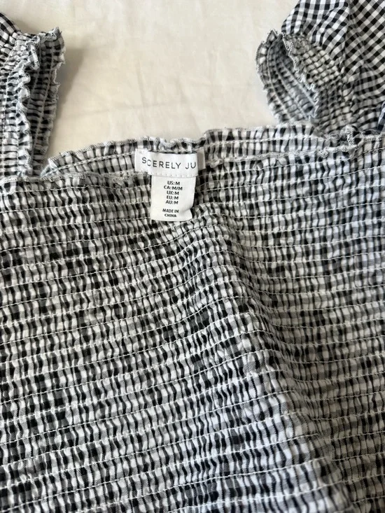 Sincerely Jules Black White Gingham Puff Sleeve Smocked Crop Top Medium - Picture 6 of 8